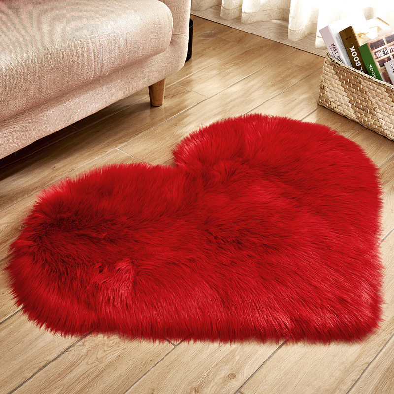 2021新款家居家纺长毛绒客厅心形地毯卧室床边地垫可爱少女风：红色