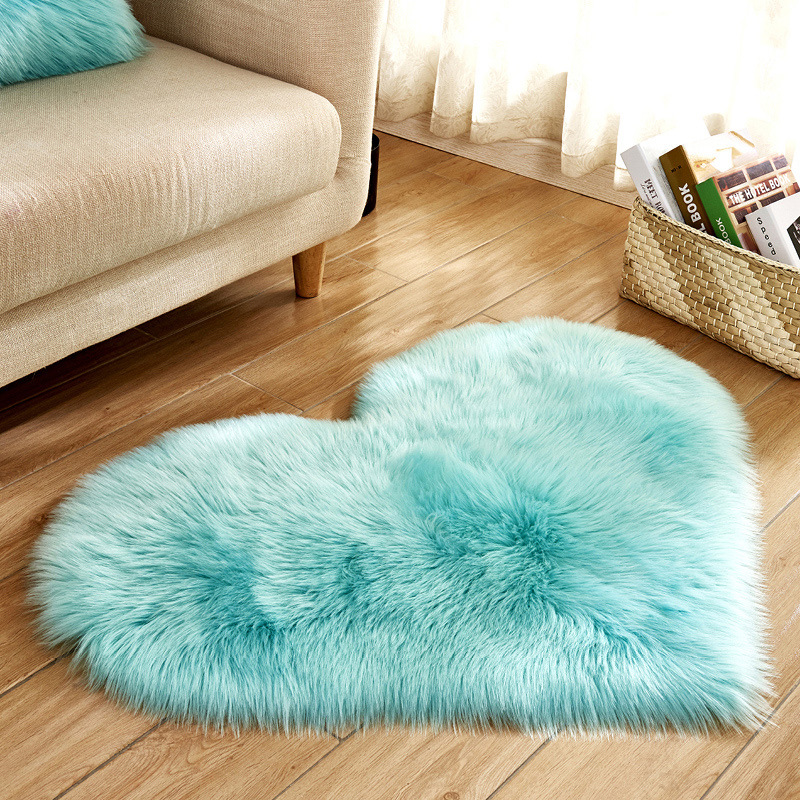 2021新款家居家纺长毛绒客厅心形地毯卧室床边地垫可爱少女风：浅蓝色0
