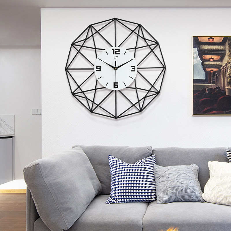 北欧式钟表挂钟客厅创意个性挂钟简约墙壁装饰钟表石英钟