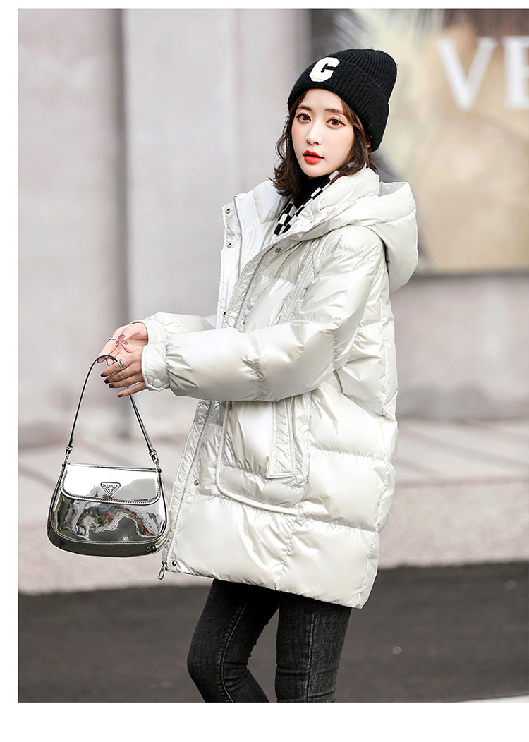 白鸭绒外套女装2021年冬季新款时尚气质加厚保暖连帽中长款羽绒服